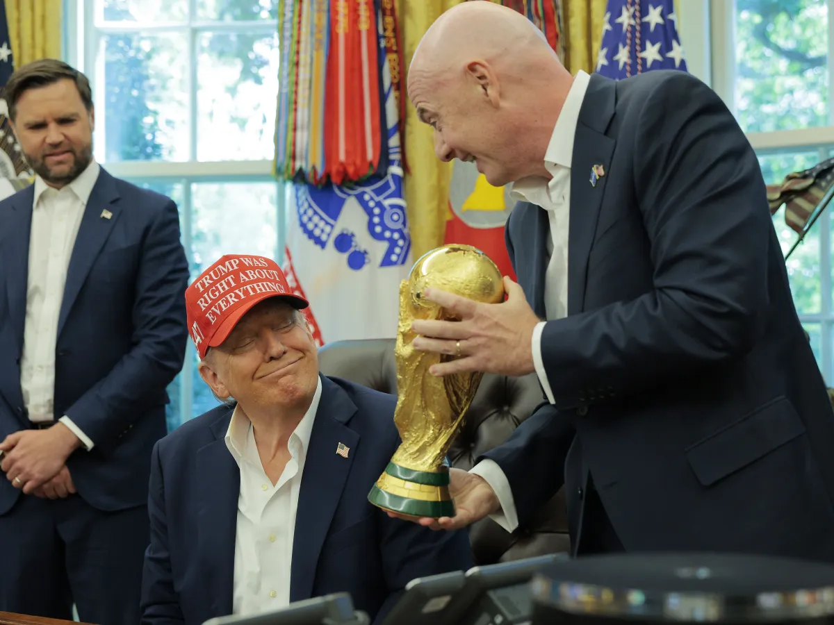 Donald Trump e Infantino na Casa Branca • Chip Somodevilla/Getty Images
