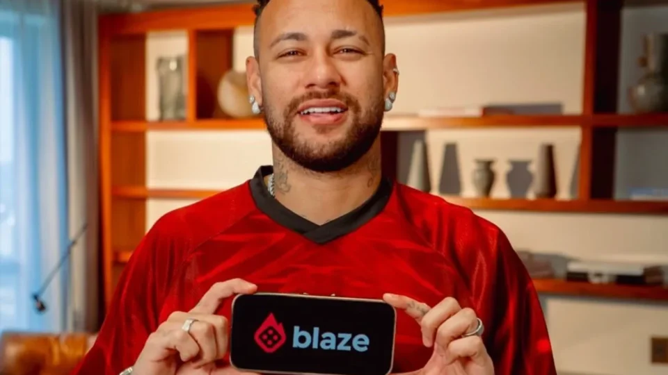 Blaze de Neymar corta vale-refeição de funcionários e culpa ‘ambiente eleitoral’