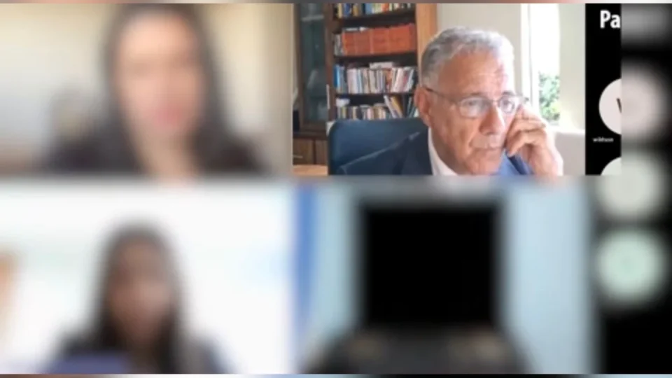 Juiz ameaça vítima de tentativa de feminicídio e diz que ela será punida em audiência