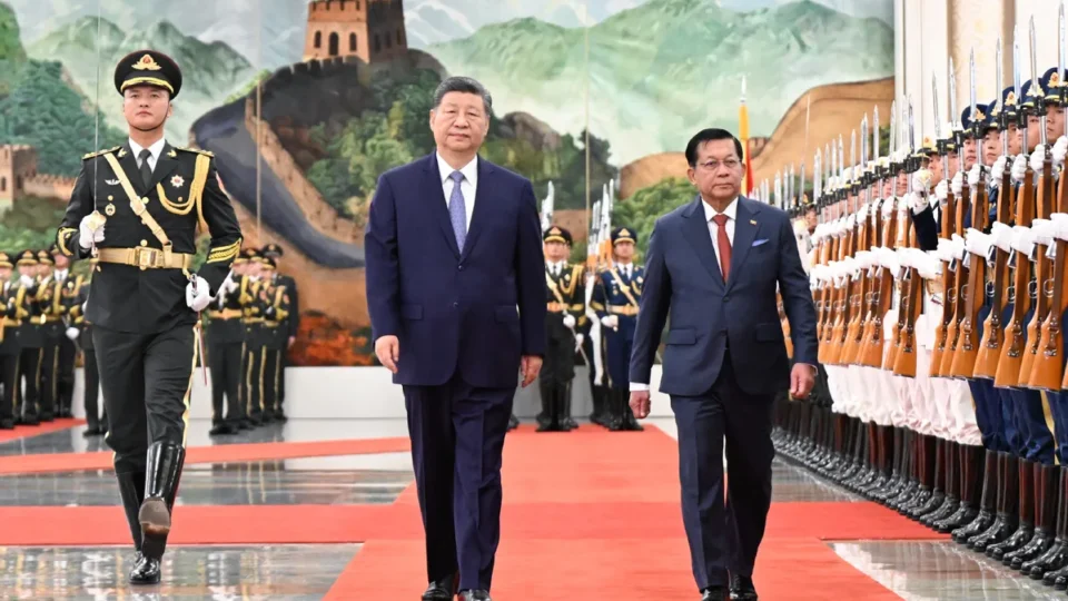 Corredor para ligar China ao Índico avança com visita do presidente de Myanmar a Pequim