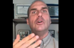 Aflito com repercussão, Eduardo Bolsonaro tenta desmentir o que falou sobre o Pix e o Zelle