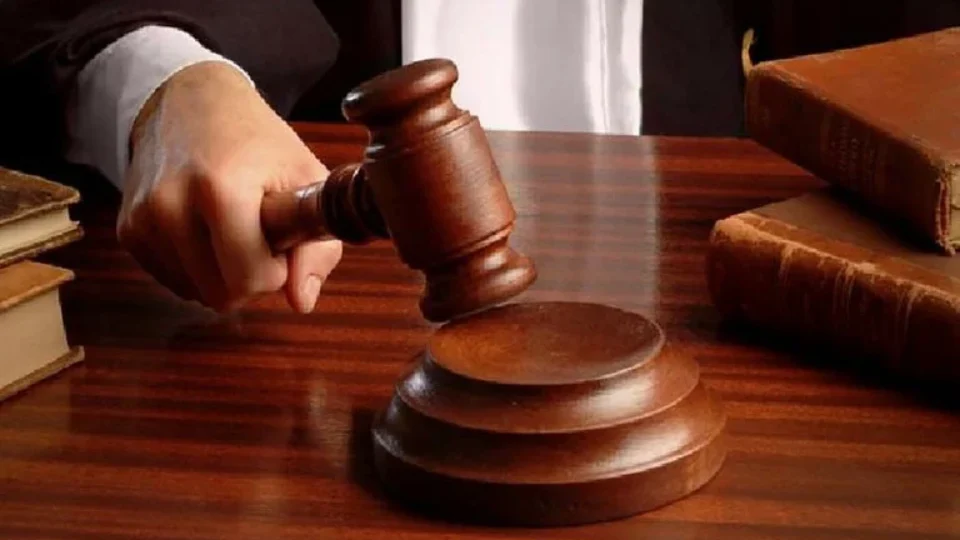 Homem descobre que não era pai de criança; ex é condenada a indenizá-lo em R$ 30 mil
