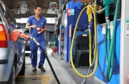 ANP cria app para motorista conferir qualidade de posto de combustível