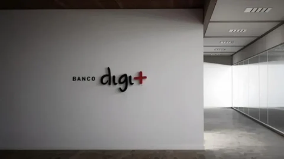Governo de SP suspende novas operações de consignado do Banco Digimais