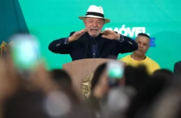 Lula volta a defender Pix após tarifaço e diz que ‘contra Brasil ninguém ganha mentindo’