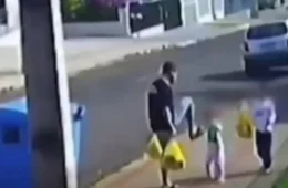 Pai que chutou rosto da filha é indiciado sob suspeita de lesão corporal e tortura