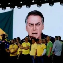 TSE tem maioria para livrar Flávio de multa por vídeo de Bolsonaro criado com IA