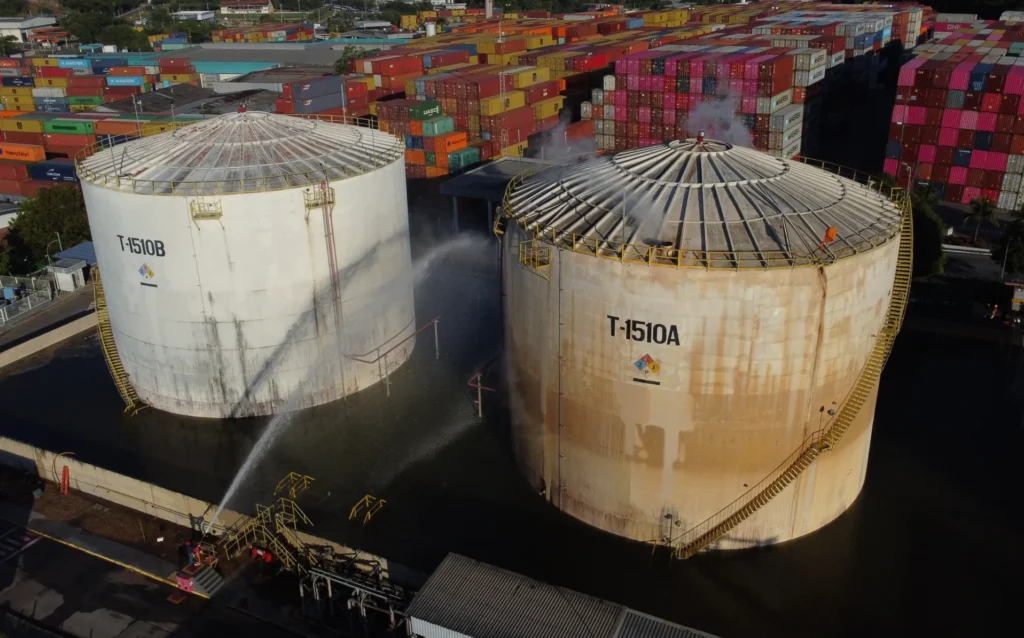Petroquímica de Manaus admite atraso de alerta ambiental em vazamento de gás
