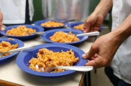 Brasil completa 1 ano fora do Mapa da Fome, mas desafios persistem