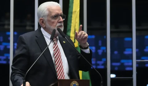 Dois dias antes de operação da PF, Jaques Wagner se reuniu com André Mendonça