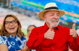 Católicos do PT apoiam reeleição de Lula e criticam uso eleitoral da religião