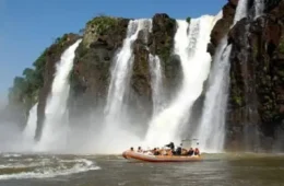 Passeio nas Cataratas do Iguaçu é suspenso após morte de turista holandês