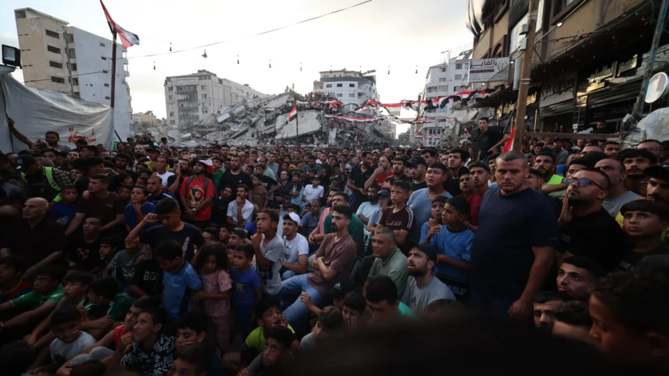 Entre escombros e morte, Copa se transforma em ato de resistência em Gaza
