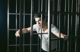 Prisão de professor durante protestos de 2013 vira peça de teatro
