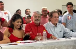 Suplente de senador é excrescência brasileira que deve deixar de existir