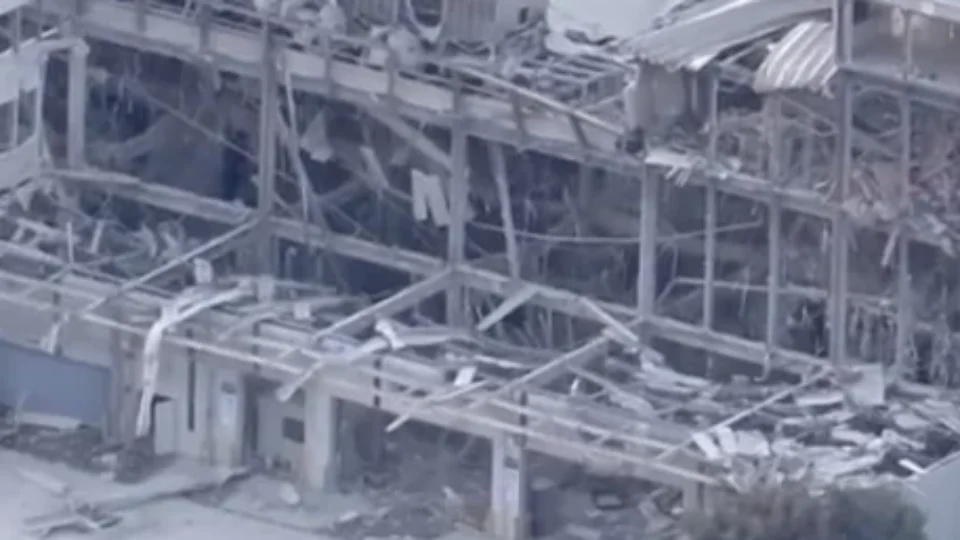 ‘Muitas pessoas’ estariam presas em shopping após forte terremoto no Japão