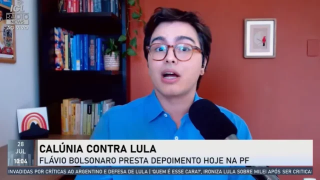 Flávio Bolsonaro presta depoimento hoje na PF por acusações falsas contra Lula. Por Lucas Rocha.