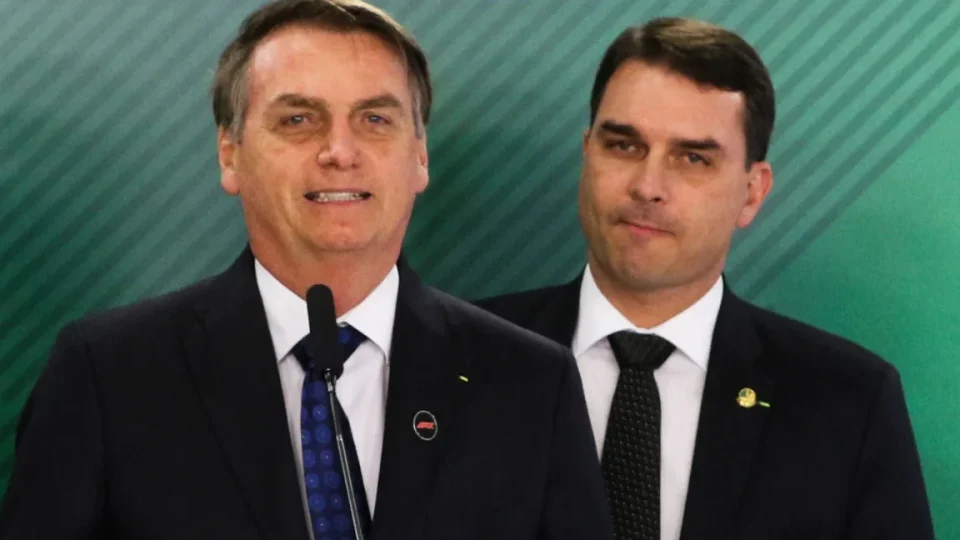 MENTIRA DE PAI PRA FILHO