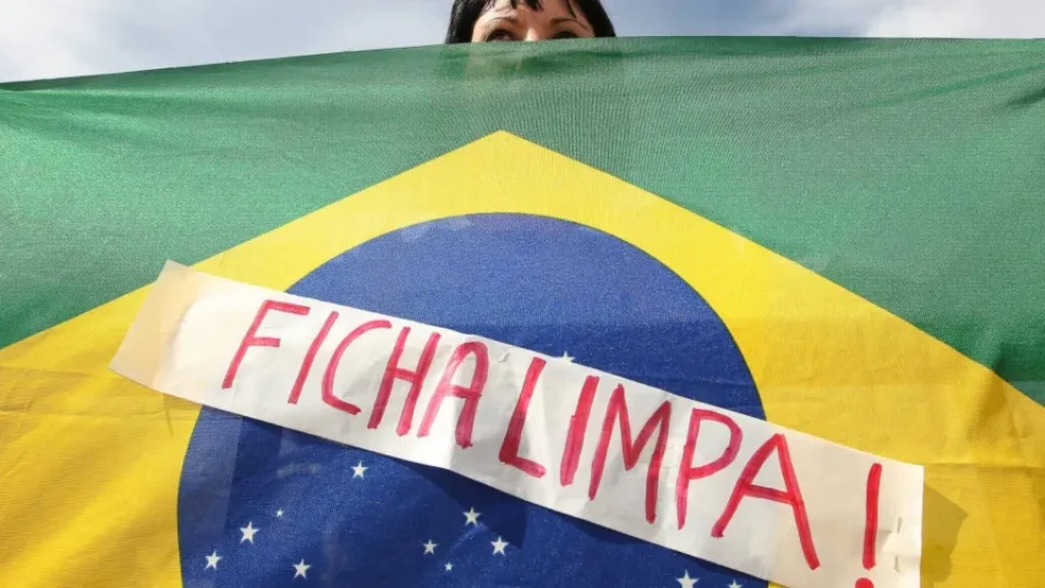Lei da Ficha Limpa: o que torna um candidato inelegível e como a lei funciona