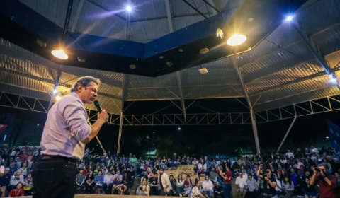 MBL provoca tumulto em aula magna de Haddad na Unicamp