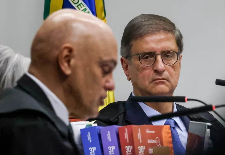 Moraes e Gonet finalmente dão anistia a Bolsonaro