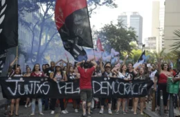 As artes, a inclusão social e a democracia