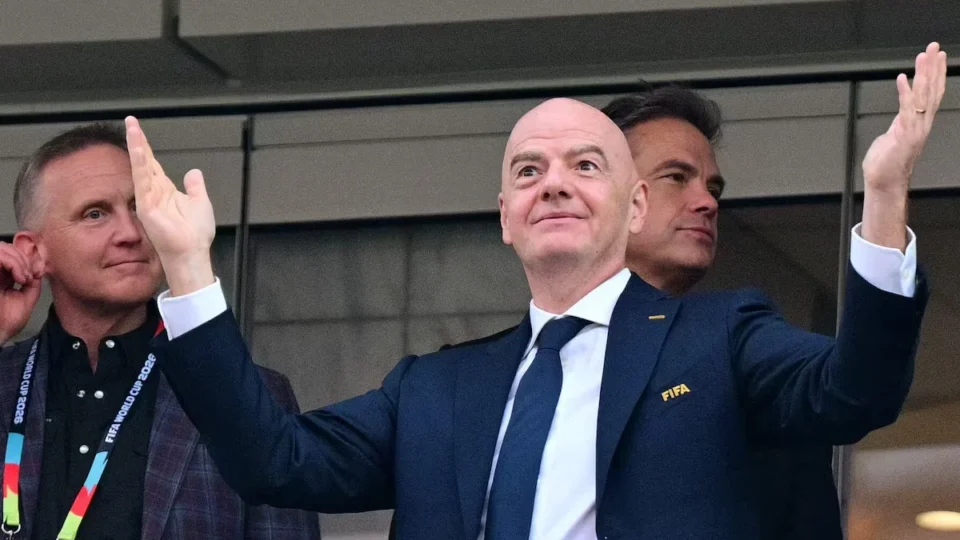 Fifa é alvo de ação de R$ 5,2 bilhões nos EUA após eliminação do Irã na Copa de 2026