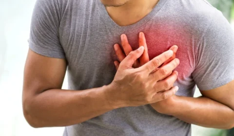 Oito sintomas podem surgir até um mês antes de um ataque cardíaco; veja quais são
