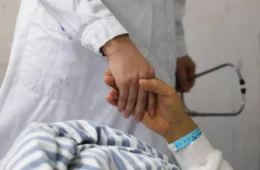 França aprova lei histórica sobre morte assistida