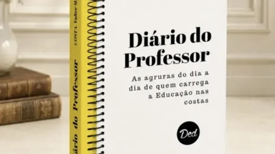 Com textos publicados no ICL, Valter Mattos lança livro que revela as dores de ser professor