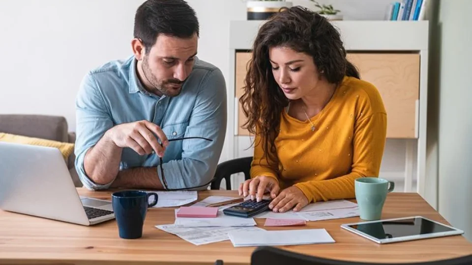 Como dividir despesas no casamento sem gerar conflito financeiro