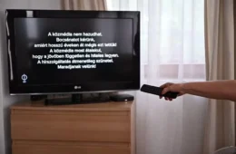 Fim da era Orbán: TV da Hungria interrompe noticiário e pede desculpas pelas mentiras