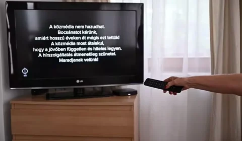 Fim da era Orbán: TV da Hungria interrompe noticiário e pede desculpas pelas mentiras