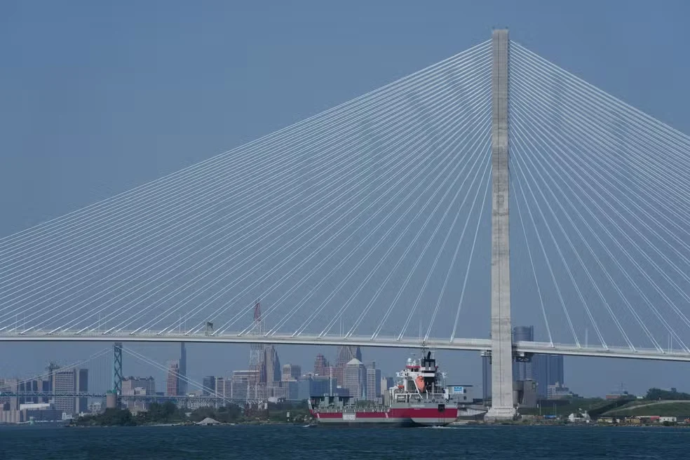 Canadá, Ponte