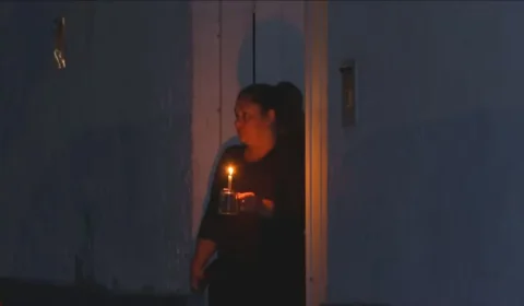 Bairros ricos tiveram luz restabelecida em minutos no RJ; periferia passa 70 horas no escuro