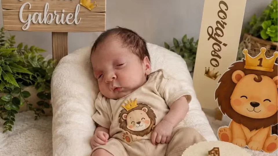 Funerária descobre que bebê dado como morto estava vivo