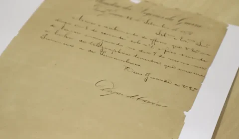 Venda ilegal de documentos históricos preocupa Arquivo Nacional