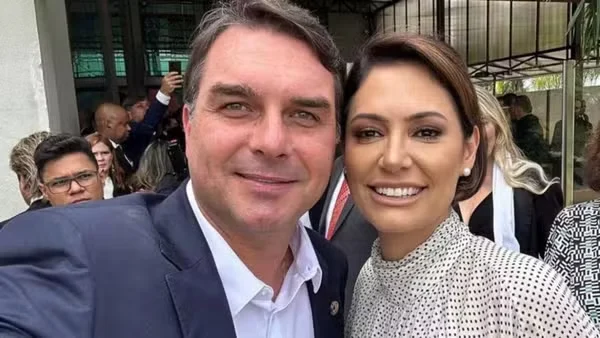 Flávio Bolsonaro diz que não tem relação com Michelle e que não viu vídeo com críticas