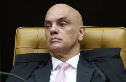 Moraes conclui que Bolsonaro sabia da divulgação da carta por Flávio nas redes