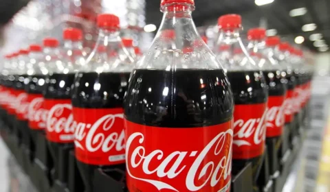 Tesla, Coca-Cola e Nestlé pedem que EUA não adotem tarifas sobre produtos brasileiros