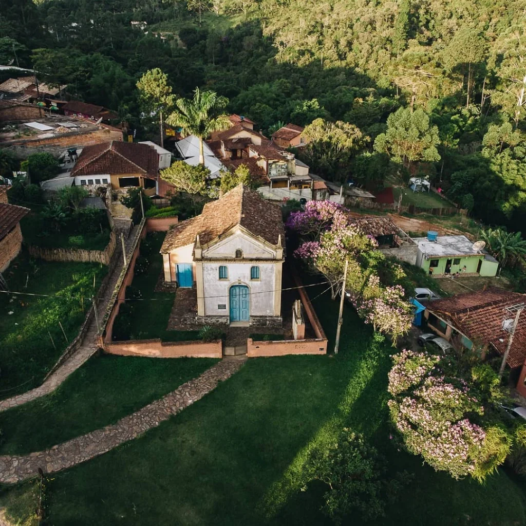 Vila de MG disputa prêmio e pode se tornar uma das melhores do turismo no mundo