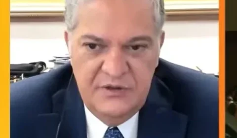 Ex-ministro do TSE vê indícios de crime eleitoral em convenção do PL com Milei e IA de Bolsonaro