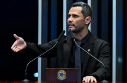 Após partido negar, Cleitinho diz que será candidato dos Republicanos ao governo de MG