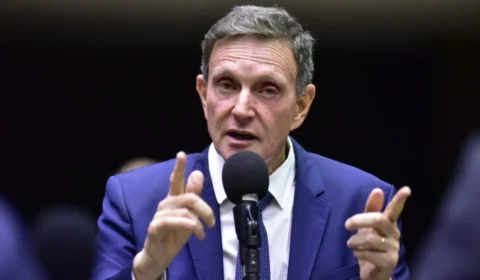 Mendonça suspende inelegibilidade de Crivella e abre caminho para disputa ao Senado no RJ