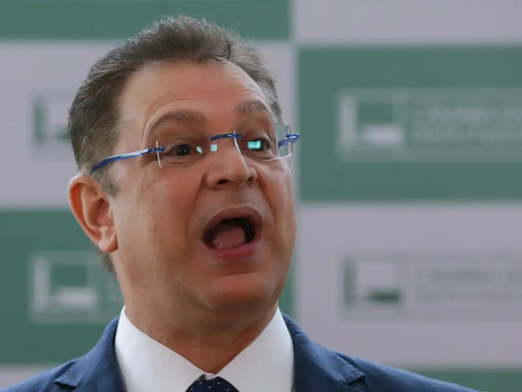 PF mira pessoas ligadas a Sóstenes em nova fase de operação sobre desvio de cota parlamentar