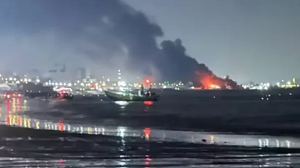 Irã é alvo de explosões após Trump declarar fim de acordo de paz