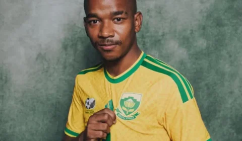 Morre jogador da seleção da África do Sul que participou da Copa do Mundo de 2026