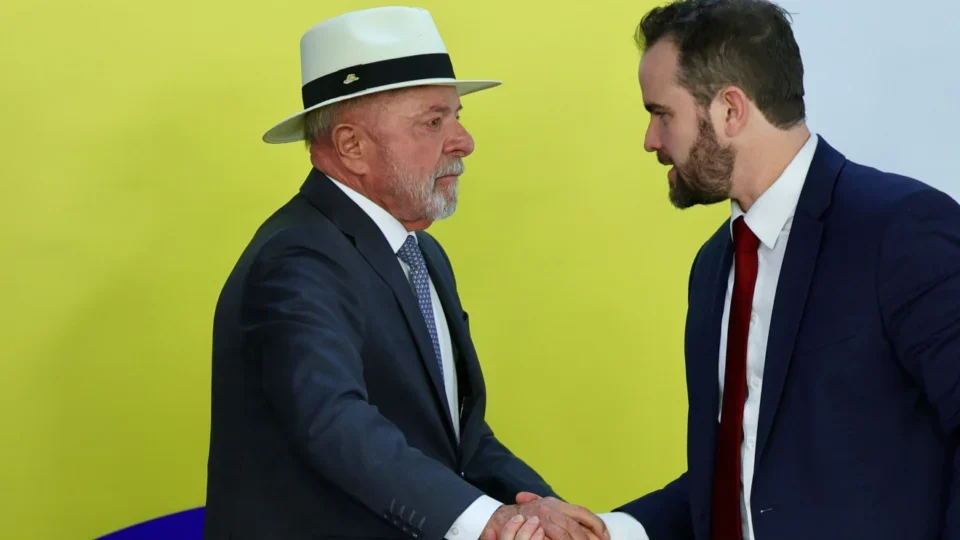Durigan discute com Lula aperto no arcabouço e novos gatilhos para restringir despesas