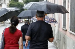 Previsão: Frente fria avança pelo Sul e leva chuva para outras regiões no fim de semana