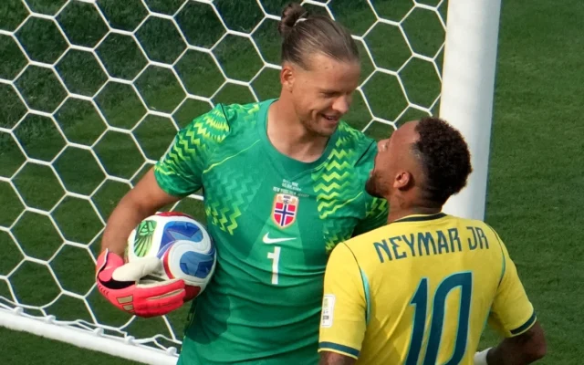 O cantar de galo do Neymar